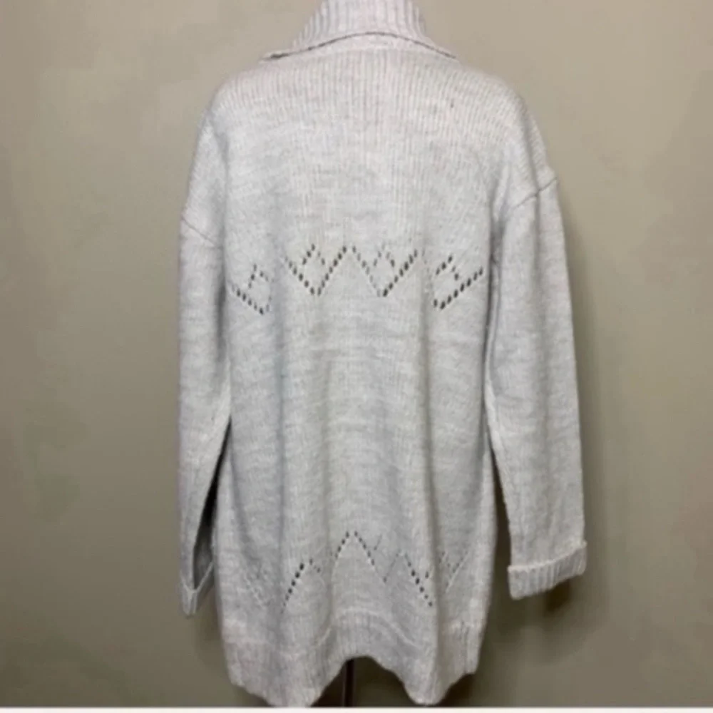 NWT. JACK BY BB DAKOTA Sweater
